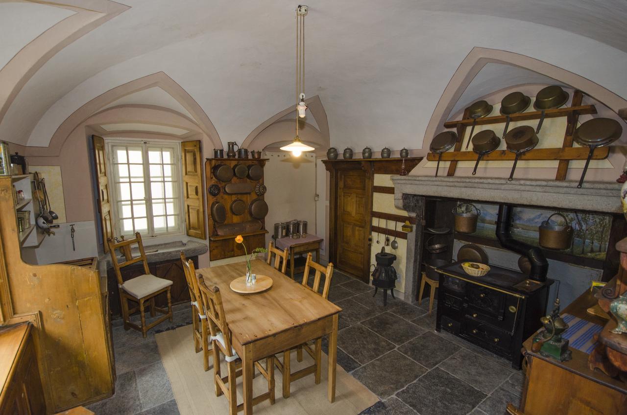 Palazzo Gamboni Swiss Historic Hotel Comologno Eksteriør billede