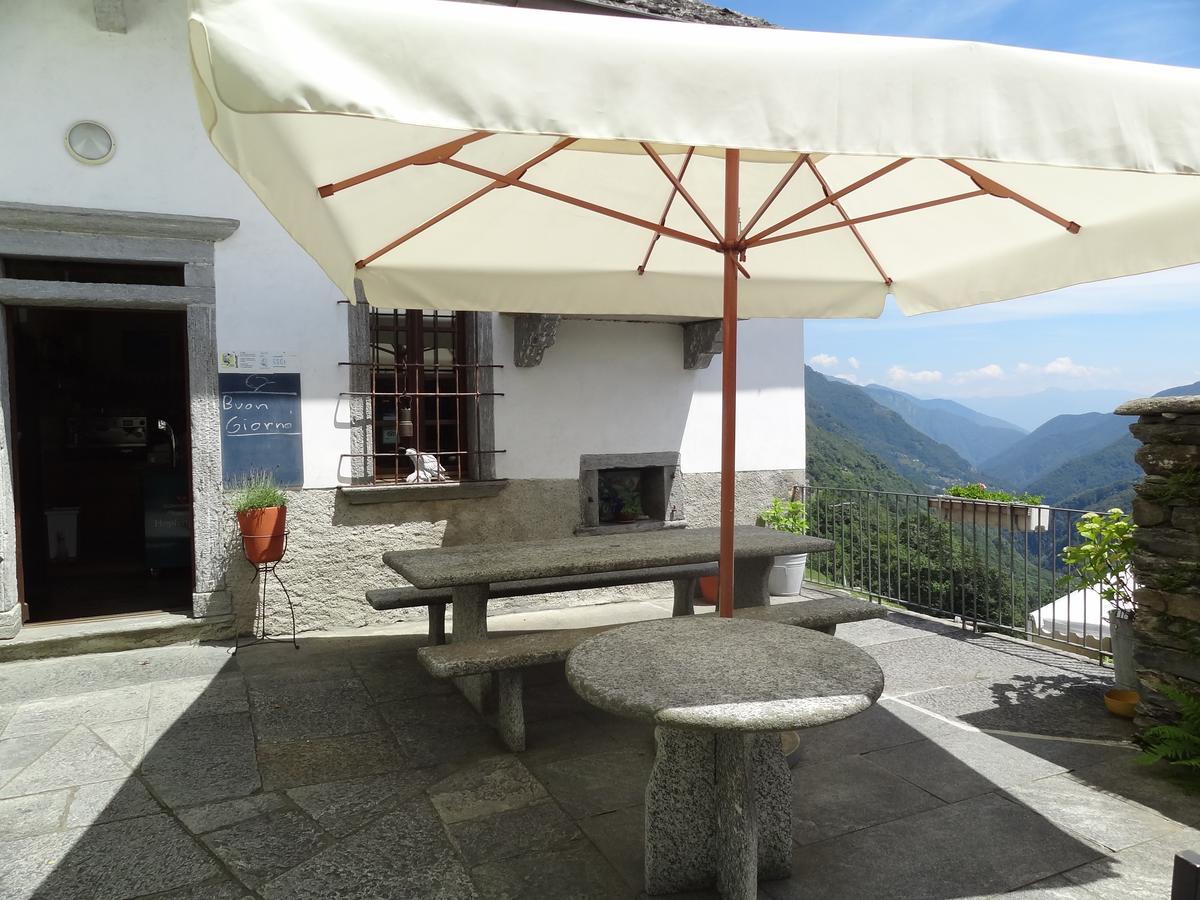 Palazzo Gamboni Swiss Historic Hotel Comologno Eksteriør billede