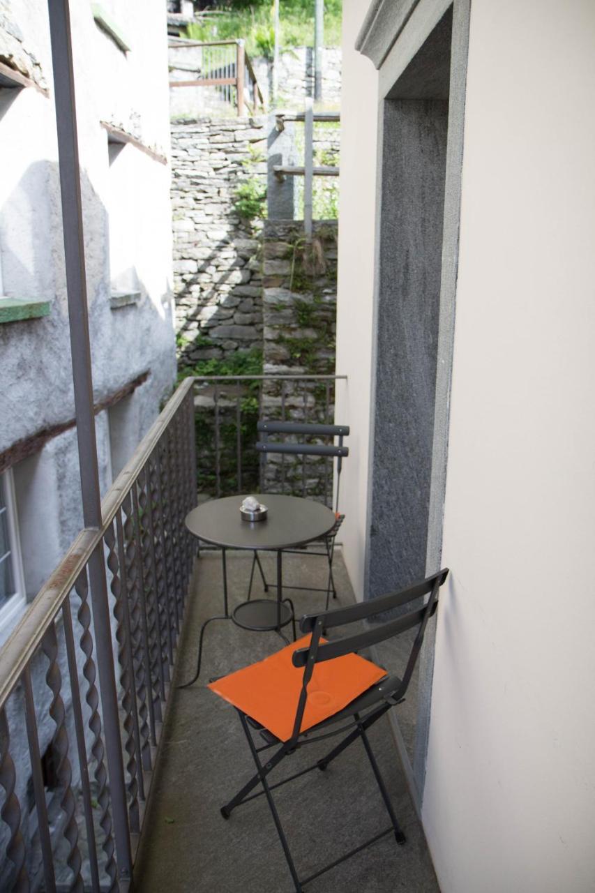Palazzo Gamboni Swiss Historic Hotel Comologno Eksteriør billede